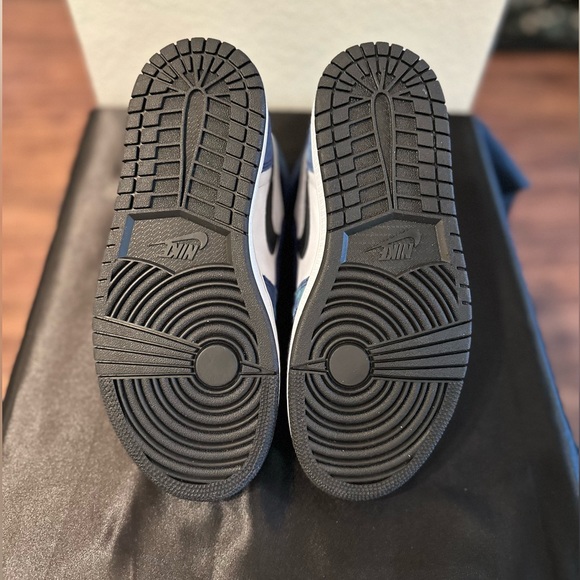 Jordan 1 High OG Tie Dye Women’s Size 7 - Picture 10 of 15